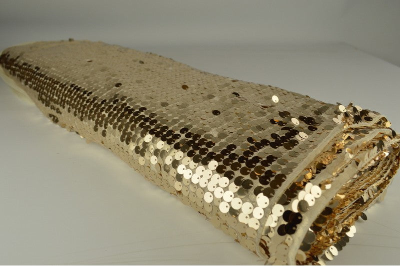 XL paillettenstof op rol – grote pailletten – Champagne
